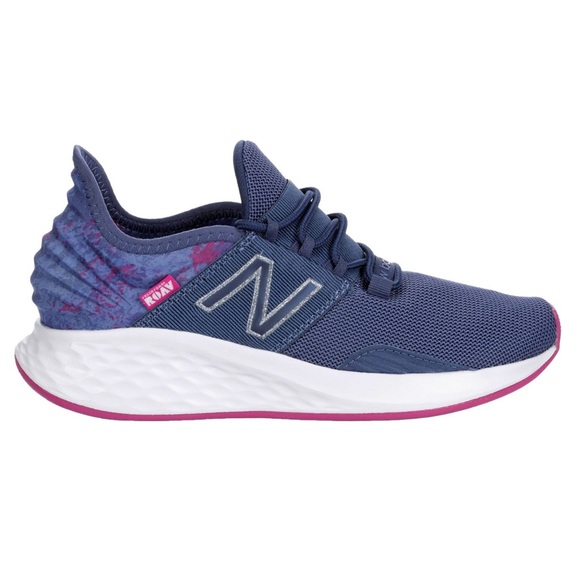 new balance fresh foam roav pink